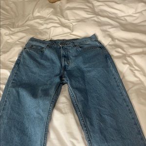 Light wash men’s jeans